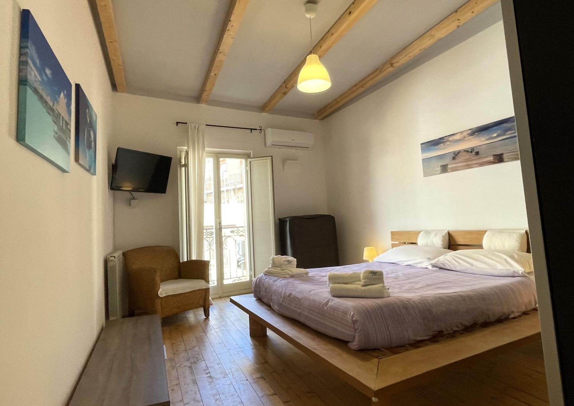 2 Apartments - Akragas Home 1 & 2 On Via Atenea City Center With View אגריג'נטו מראה חיצוני תמונה
